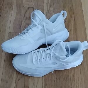 Nike Giannis Immortality 3 White Shoes